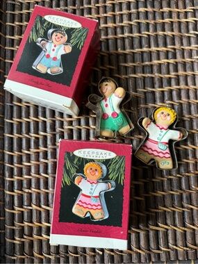 Hallmark Gingerbread Girl Boy Ornament Set 1993 Vintage